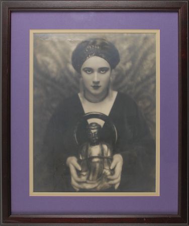 Lot #1010 Nita Naldi Signed Photograph - Image 1