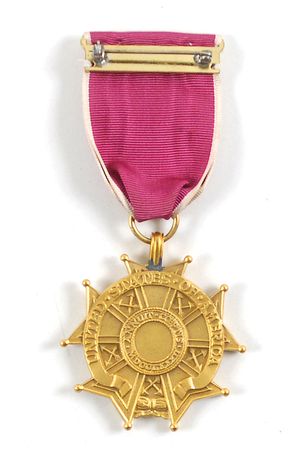 Lot #267 Robert McNamara: McNamara?s Legion of Merit Legionnaire medal - Image 2