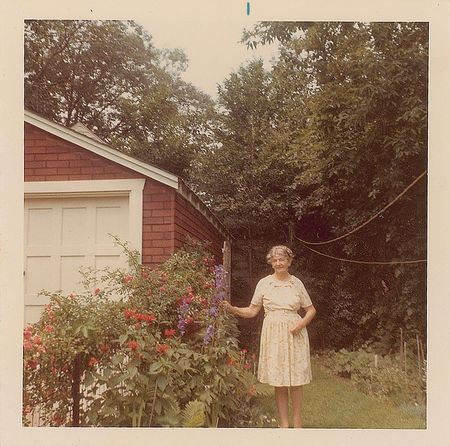Lot #115 Eva Hart - Image 3