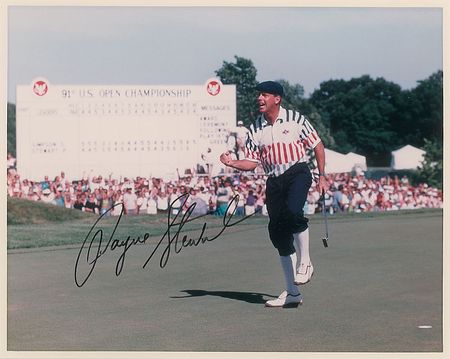 Lot #1320 Payne Stewart Signed Photograph - Image 1