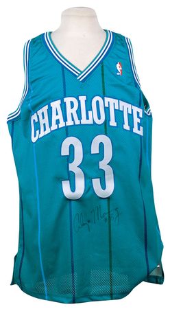 Lot #1239 Basketball Jerseys Jerseys - Image 6