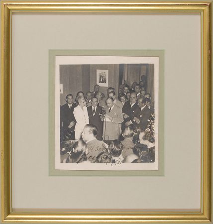 Lot #314 Eva Peron Signed Photograph - Image 1