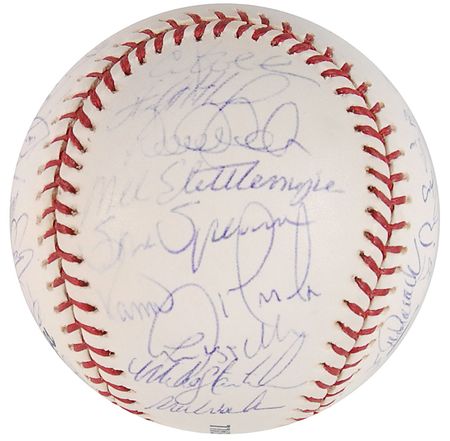 Lot #1302 NY Yankees: 2001 Baseball - Image 2