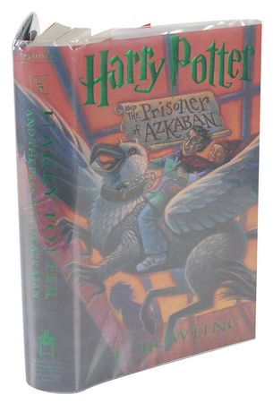 Lot #802 J. K. Rowling: First edition of the Prisoner of Azkaban - Image 2