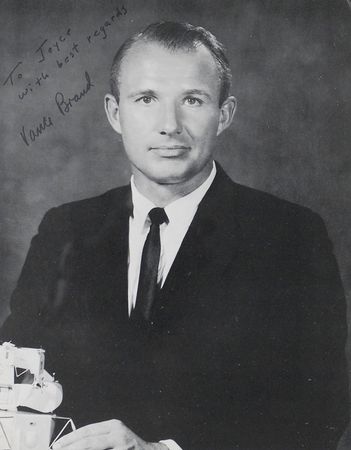 Lot #507 Apollo-Soyuz: Slayton and Brand - Image 5