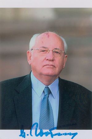 Lot #244 Mikhail Gorbachev Signed Photographs - Image 1