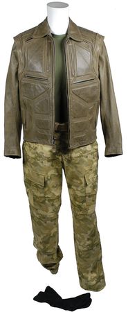 Lot #423  G.I. Joe, The Rise of Cobra: Dennis Quaid - Image 1