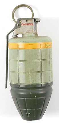 Lot #394 Elysium: Matt Damon - Image 2