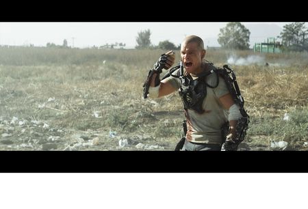 Lot #394 Elysium: Matt Damon - Image 3