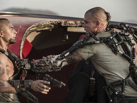 Lot #393 Elysium: Matt Damon - Image 3
