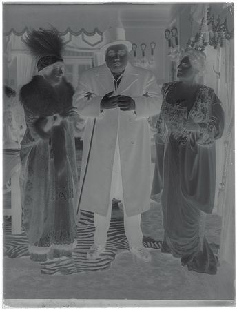 Lot #327 Roscoe ‘Fatty’ Arbuckle and Chester Conklin - Image 3