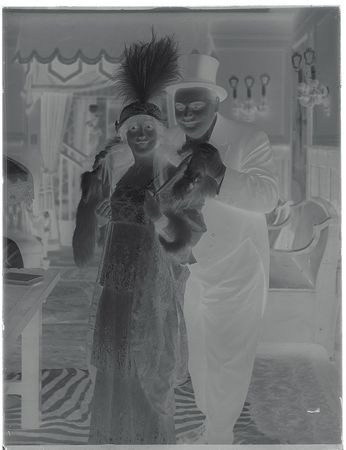 Lot #327 Roscoe ‘Fatty’ Arbuckle and Chester Conklin - Image 6