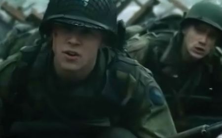 Lot #431 Saving Private Ryan - Image 4