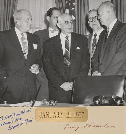 Lot #134 Dwight D. Eisenhower and Gerald Ford Signed Photograph - Image 2