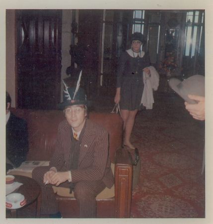 Lot #818 Beatles: Signatures obtained during the Magical Mystery Tour, including unique candid photos - Image 4