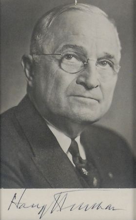 Lot #131 Harry and Bess Truman Signed Photographs - Image 2