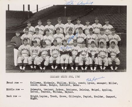 Lot #1217 Baseball Hall of Famers - Image 1