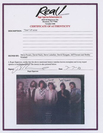 Lot #986 Toto Album - Image 3