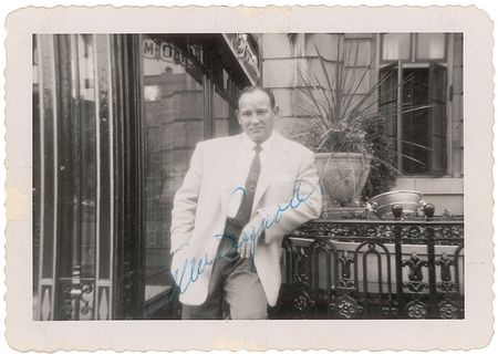 Lot #1156 NY Yankees Signed Photographs - Image 4