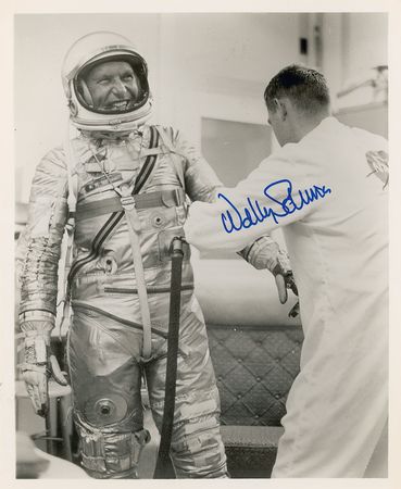 Lot #515 Wally Schirra - Image 1