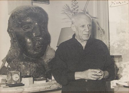 Lot #545 Pablo Picasso: Choice portrait of the Cubist master - Image 2