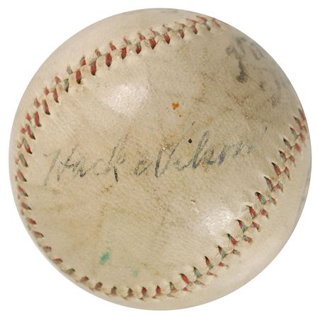 Lot #1124 Hack Wilson, Rogers Hornsby, and Kiki Cuyler: Exceptional baseball following Wilson’s record-shattering season—along with Hornsby and Cuyler - Image 1
