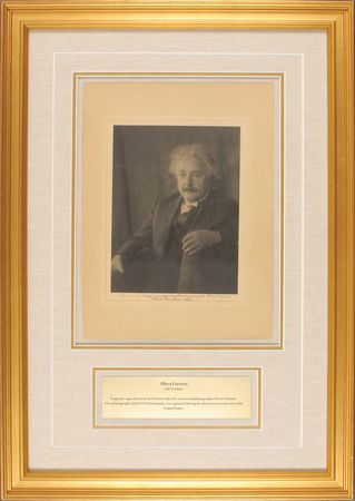 Lot #178 Albert Einstein: Superlative portrait of the genius from 1931 - Image 3