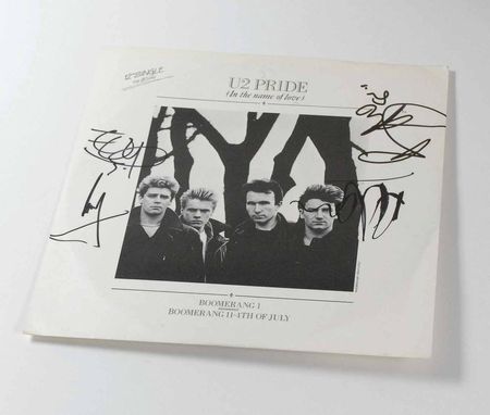 Lot #830 U2 Album - Image 3
