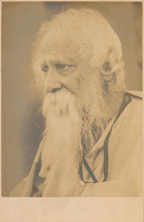 Lot #704 Rabindranath Tagore: Beautiful Bengali signature of the first international Nobel laureate - Image 2