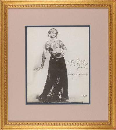 Lot #971 Actors and Actresses Signed Photographs - Image 4