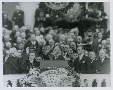 Lot #89 Franklin D. Roosevelt: The only four-term president takes his oath: “I will faithfully execute the office of President of the United States” - Image 2