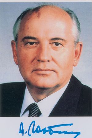 Lot #361 Mikhail Gorbachev Signed Photographs - Image 1