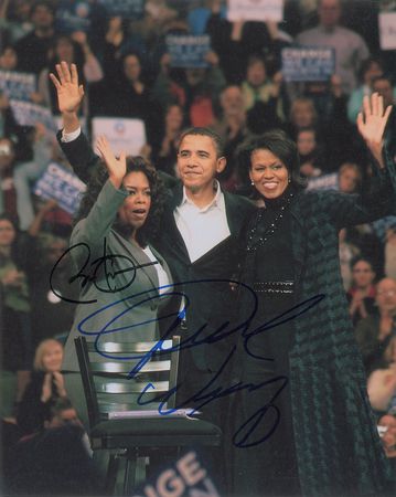 Lot #191 Barack Obama and Oprah Winfrey Signed Photograph - Image 1