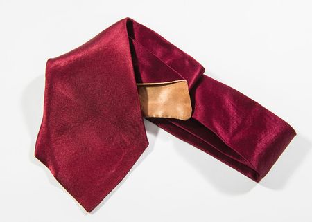 Lot #128 Franklin D. Roosevelt’s Burgundy Tie - Image 1
