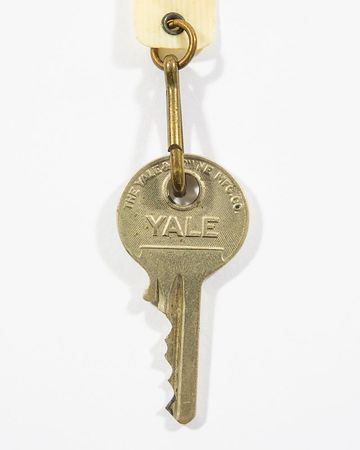 Lot #92 Franklin D. Roosevelt?s Presidential Oval Office and Council Room Desk Keys - Image 1