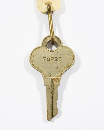 Lot #92 Franklin D. Roosevelt?s Presidential Oval Office and Council Room Desk Keys - Image 4