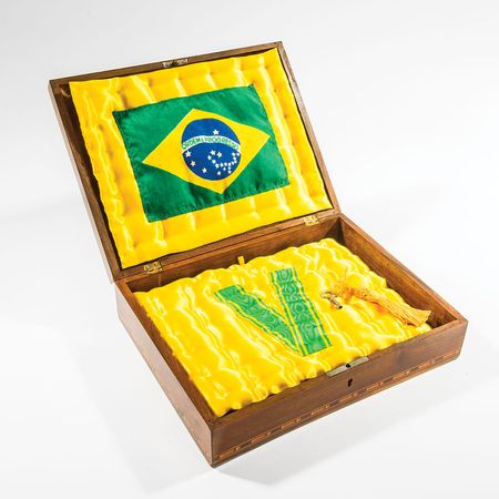 Lot #104 Franklin D. Roosevelt?s Brazilian Presentation Box - Image 2