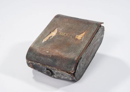 Lot #216 John F. Kennedy?s Shaving Kit - Image 3