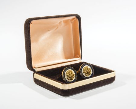 Lot #303 George Bush’s Cufflinks - Image 1