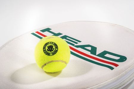 Lot #306 George Bush’s Tennis Racket - Image 3