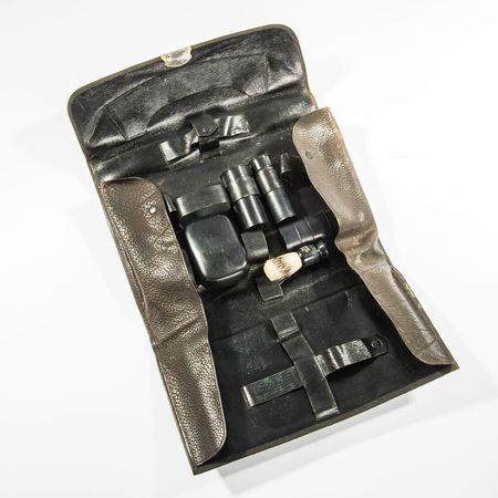 Lot #32 Warren G. Harding’s Toilet Kit - Image 2