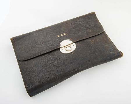 Lot #32 Warren G. Harding’s Toilet Kit - Image 3