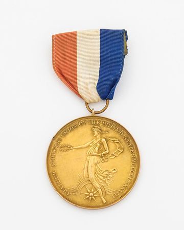 Lot #398 R. Earl Johnson’s Amateur Athletic Union 1921 Gold Medal - Image 1