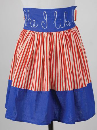 Lot #198 Dwight D. Eisenhower Family’s Aprons - Image 4