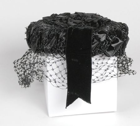 Lot #212 Mamie Eisenhower’s Hats - Image 4