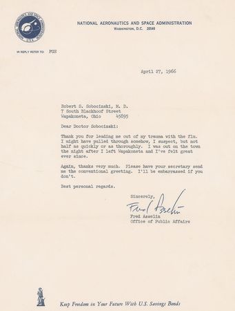 Lot #440 Neil Armstrong: “Thanks for keeping our PR men on their feet” - Image 2