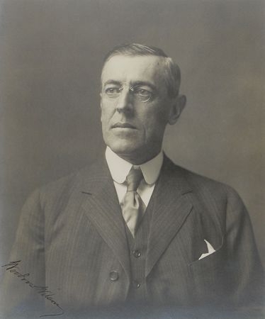 Lot #71 Woodrow Wilson Signed Photograph - Image 2