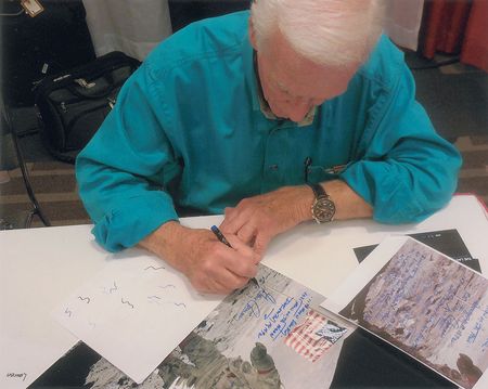 Lot #511 Gene Cernan Signed Photograph - Image 5