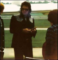Lot #731 Elvis Presley: Elvisâ??s personally worn 1970s custom aviators - Image 6