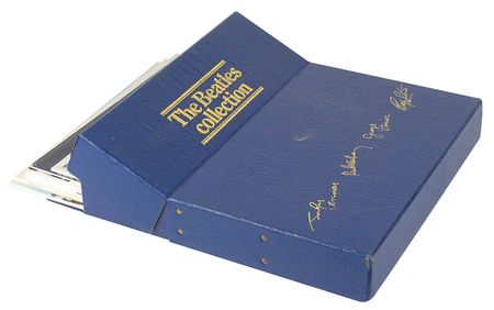 Lot #76 Beatles - Image 2